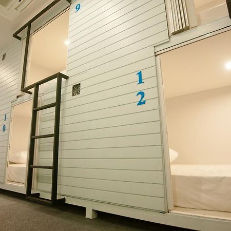 Hotel Capsule Suratthani Surat Thani Bagian luar foto