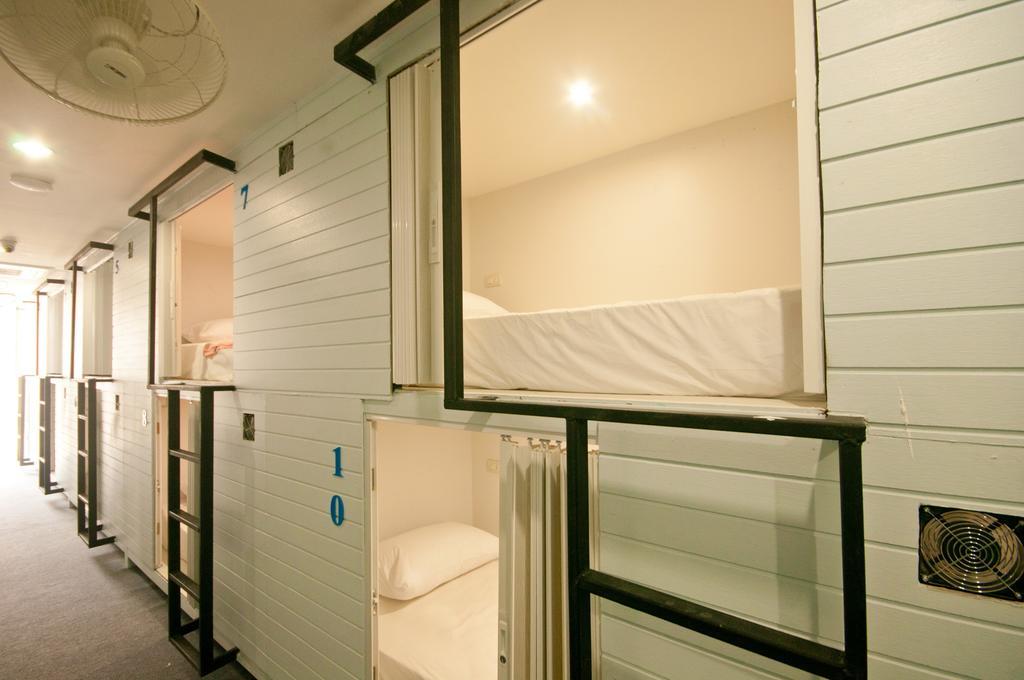 Hotel Capsule Suratthani Surat Thani Bagian luar foto