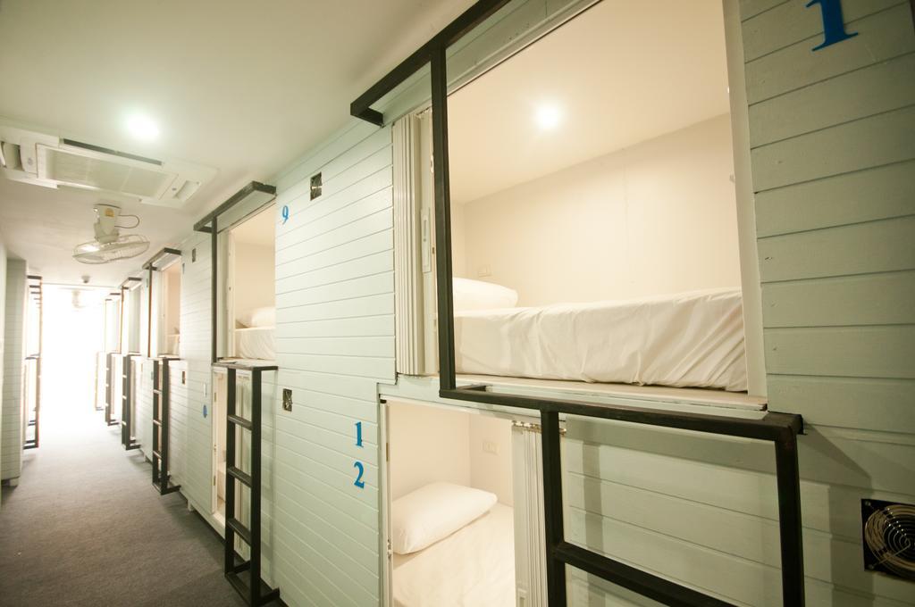 Hotel Capsule Suratthani Surat Thani Bagian luar foto