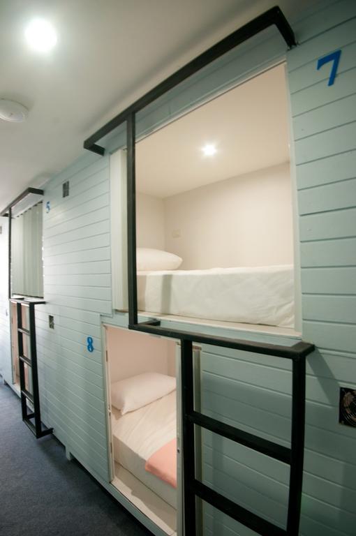 Hotel Capsule Suratthani Surat Thani Bagian luar foto